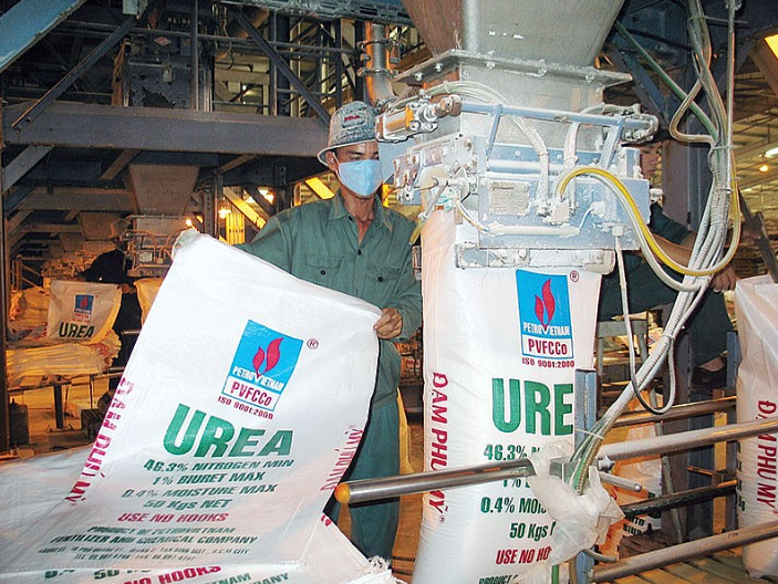 Giá ure sẽ tăng hay giảm khi lệnh hạn chế xuất khẩu phân bón của Nga và Trung Quốc hết hạn?