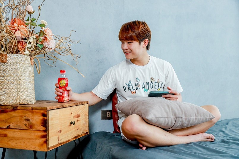 Các thức uống được chiết xuất từ thảo mộc tự nhiên có khả năng thanh nhiệt cơ thể nhanh chóng.