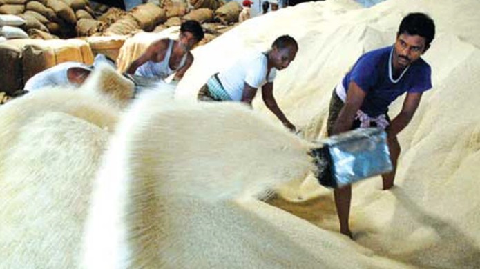 Ấn Độ dỡ bỏ lệnh cấm xuất khẩu gạo