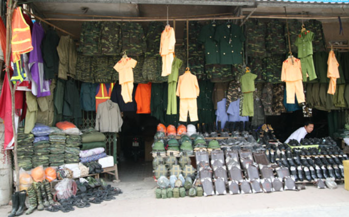 Các hành vi bị cấm trong đầu tư kinh doanh quân trang, quân dụng