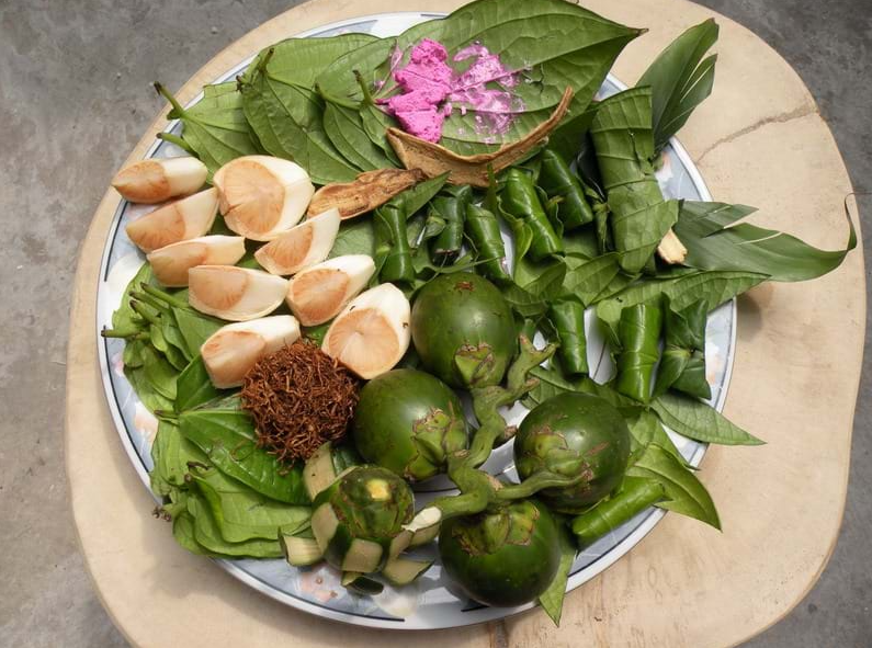 Loại quả xưa trồng làm cảnh, nay bất ngờ thành đặc sản lạ được bán với giá đắt đỏ