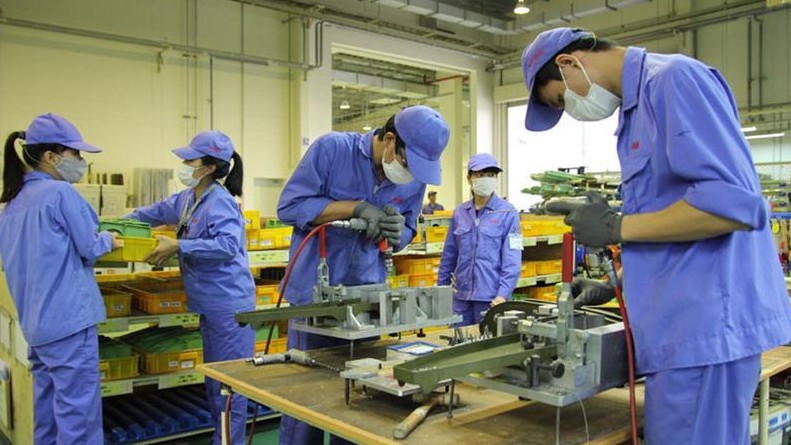 Chính phủ yêu cầu thanh toán đầy đủ tiền lương, tiền thưởng cuối năm cho người lao động