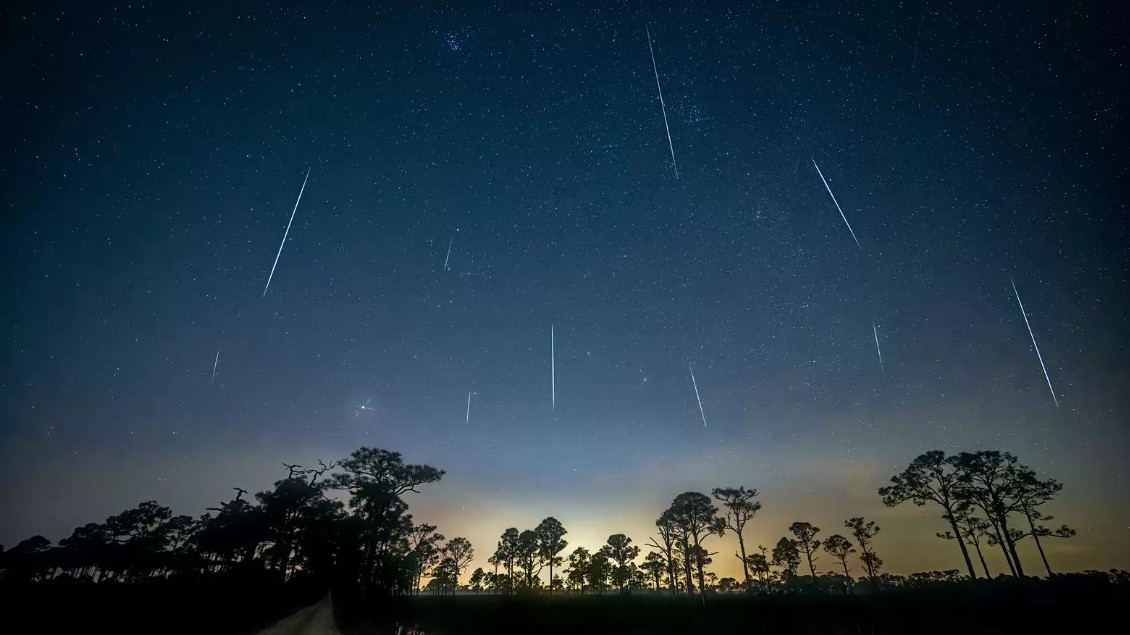 Mưa sao băng lớn và đẹp nhất năm xuất hiện vào đêm nay có gì đặc biệt?