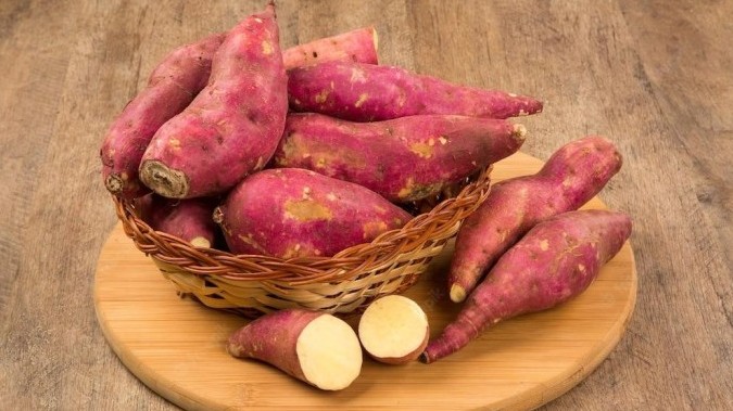 Loại củ trường thọ của người Nhật, nhưng được bày bán vừa nhiều vừa rẻ ở chợ Việt