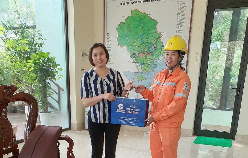 PC Quảng Ninh: Lan tỏa yêu thương thông qua các hoạt động tri ân khách hàng năm 2022 PC Quảng Ninh: Lan tỏa yêu thương thông qua các hoạt động tri ân khách hàng năm 2022
