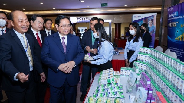 Vinamilk tăng đầu tư cho các dự án phát triển ngành sữa tại Campuchia
