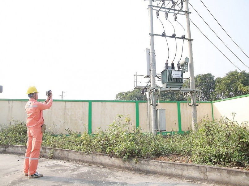 Kiểm tra phát nhiệt đường dây và MBA bằng thiết bị chuyên dụng Kiểm tra phát nhiệt đường dây và MBA bằng thiết bị chuyên dụng