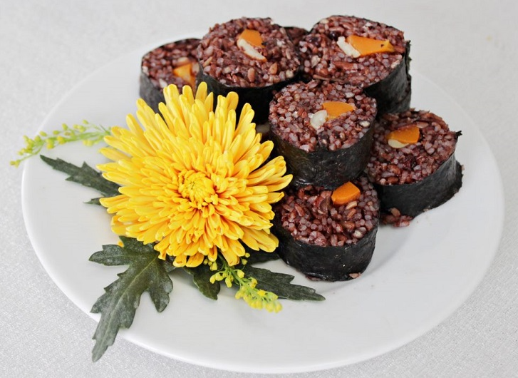 Gạo lứt bao nhiêu calo, có tác dụng gì với sức khỏe?