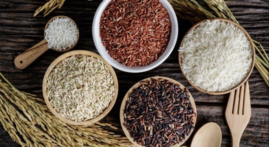 Gạo lứt bao nhiêu calo, có tác dụng gì với sức khỏe?