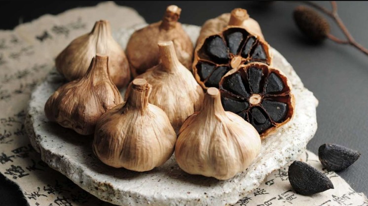 Công dụng “thần kỳ” của tỏi đen đối với sức khỏe