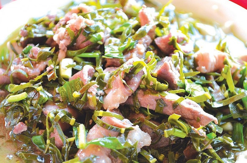 Lá đắng lòng heo