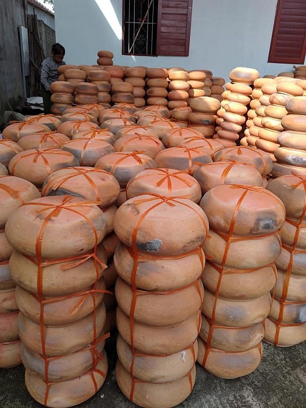 Nồi đất Trù Sơn kho món cá trứ danh đưa cơm ngày Tết Nồi đất Trù Sơn kho món cá trứ danh đưa cơm ngày Tết