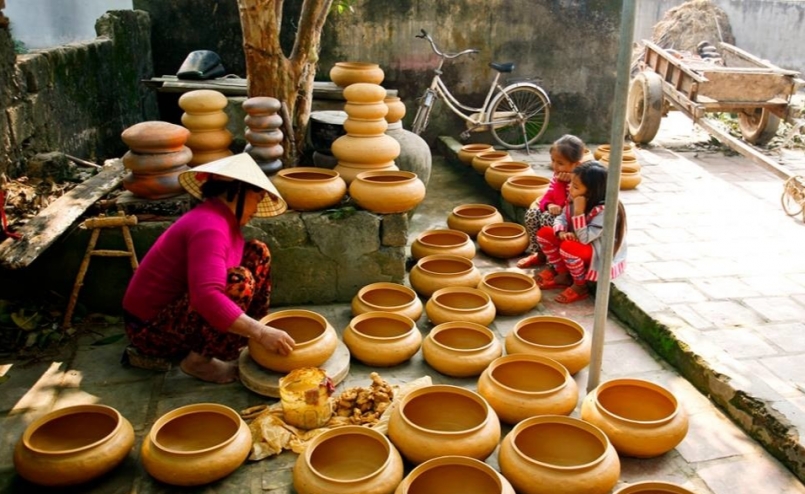 Nồi đất Trù Sơn kho món cá trứ danh đưa cơm ngày Tết Nồi đất Trù Sơn kho món cá trứ danh đưa cơm ngày Tết