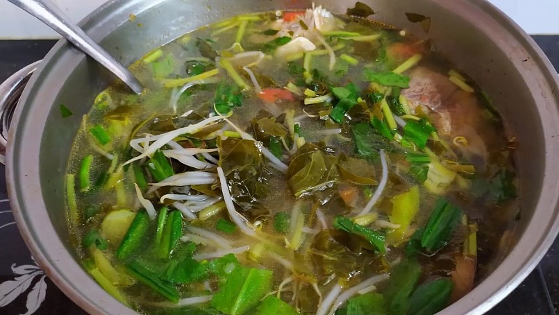 Canh chua lá giang