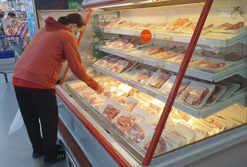 Các siêu thị bước vào đợt giảm giá xả hàng sẽ tác động mạnh tới giá heo hơi.