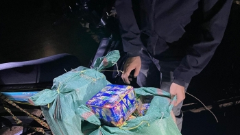 Bình Phước: 100kg pháo hoa nhập lậu vừa bị phát hiện, thu giữ