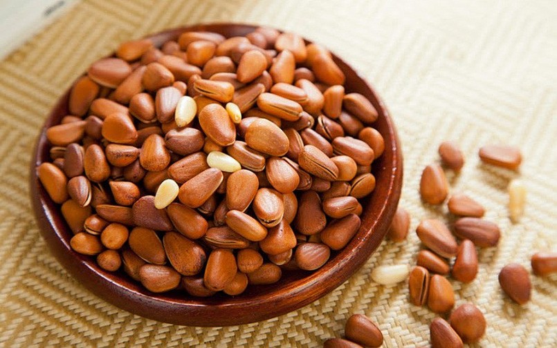 Hạt thông nhập khẩu có giá đắt đỏ