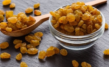 Lợi ích bất ngờ từ món ăn vặt quen thuộc trong dịp Tết, đặc biệt tốt cho người thiếu máu