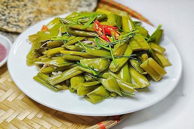 Dọc mùng muối chua xứ Nghệ