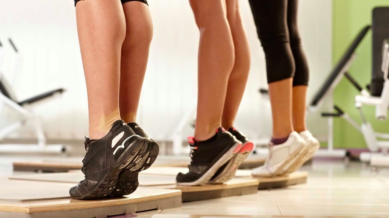 Muốn thoát khỏi bắp chân "to như cột đình" hãy rèn 7 thói quen đơn giản này