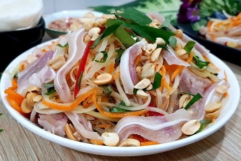 Cách làm gỏi thịt luộc đậm đà, đổi vị ngày Tết