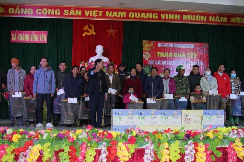 Hà Tĩnh: TCĐT Thương hiệu & Sản Phẩm phối hợp tổ chức chương trình tết vì người nghèo