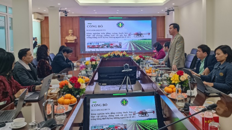 Doanh nghiệp đặt nhiều kỳ vọng vào ứng dụng thiết bị bay không người lái trong nông nghiệp