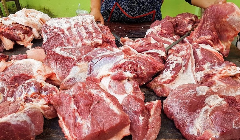 Lượng thịt tiêu thụ trong ngày tết tăng cao nhưng giá heo hơi vẫn duy trì ổn định, không ghi nhận biến động mới.