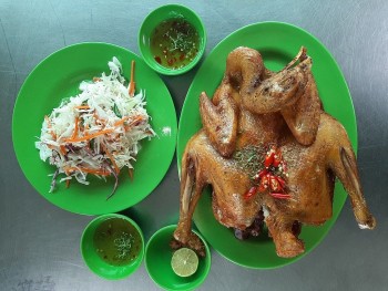 Gà đốt Ô Thum, đặc sản nức tiếng tại vùng đất Tri Tôn