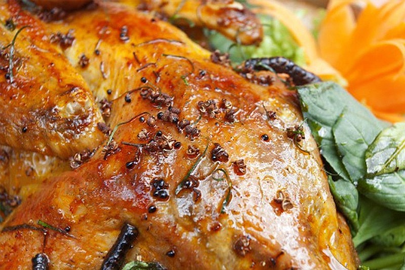 Gà nướng mắc khén