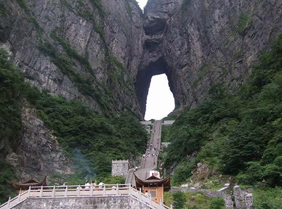 Khám phá 5 cổng trời đẹp như tiên cảnh ở Việt Nam, không đến một lần phí cả đời