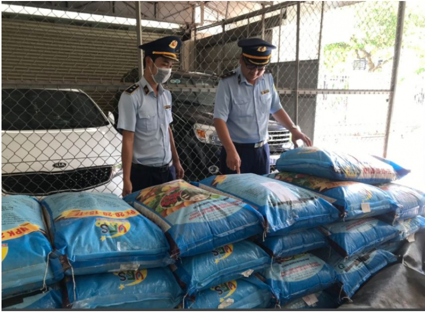 Kiểm tra hàng hóa vi phạm