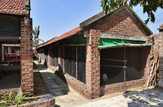 chuồng trại cho công khá tốn diện tích