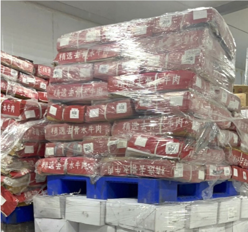 Thực phẩm trong kho đông lạnh của công ty Thực phẩm trong kho đông lạnh của công ty