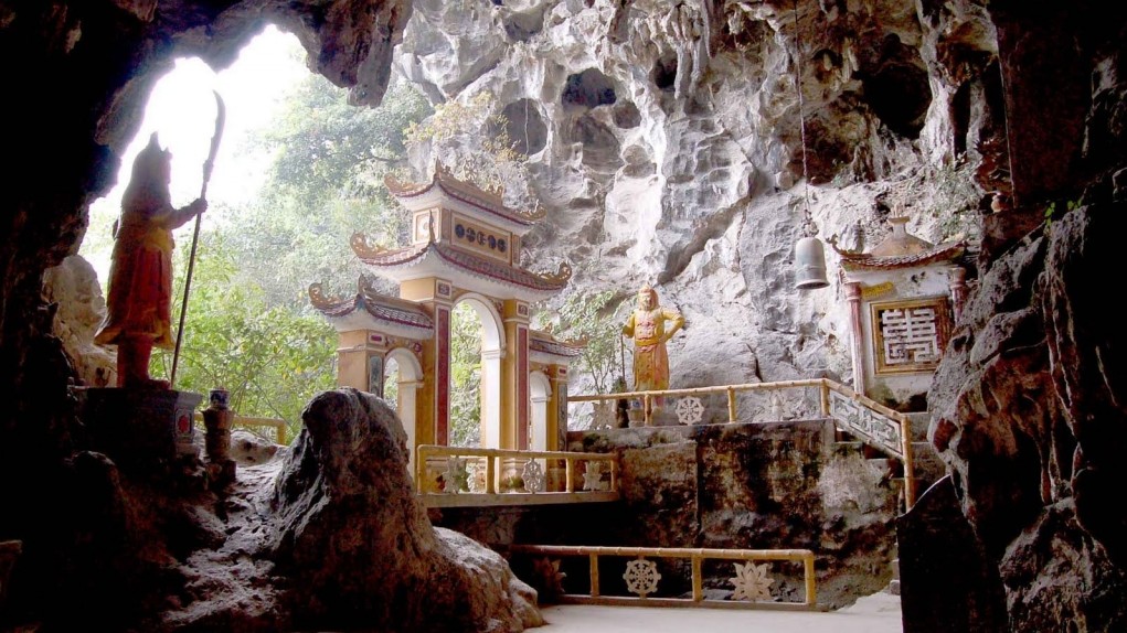 Động Địch Lộng - Cây sáo đá khổng lồ ngàn năm vi vu giữa đất trời