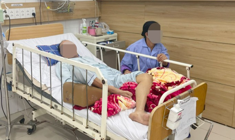 Bệnh nhân được chăm sóc, điều trị tích cực tại Trung tâm Chống độc