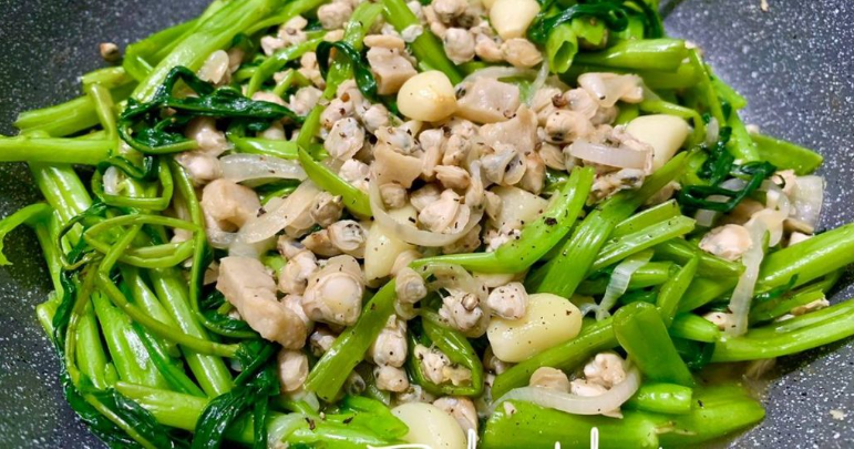 Thứ đặc sản ở quê xưa cho không ai lấy, nay là “mỏ vàng ” dân đổ xô đi bắt kiếm nửa triệu/ngày