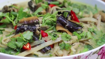 Thứ củ xưa ăn chống đói, nay nấu được vô số món ngon, ăn vào bổ ngang bổ dọc