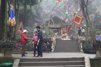 Thanh Hoá: Phủ Na - Di tích lịch sử văn hoá, điểm du lịch tâm linh