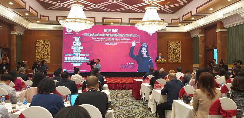 Phó Chủ tịch UBND tỉnh Đắk Lắk Nguyễn Tuấn Hà phát biểu tại họp báo