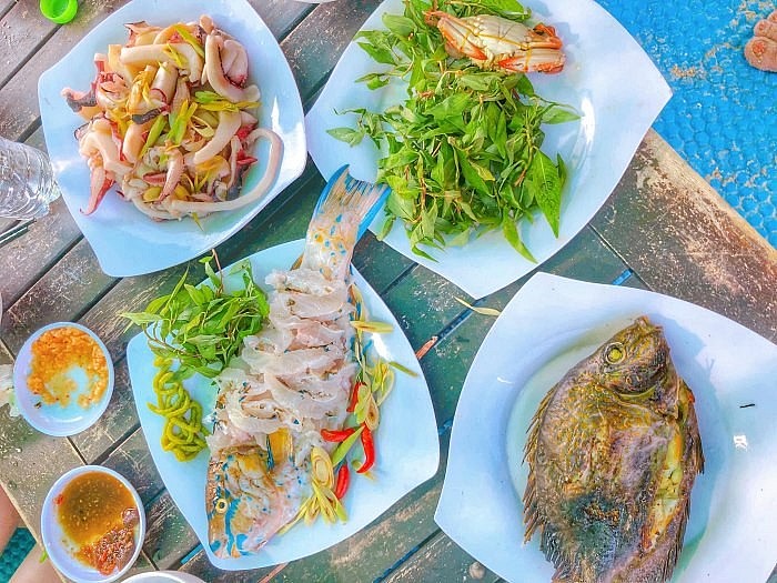 Hải sản hấp dẫn