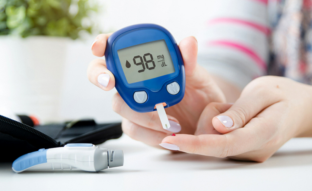 Loại hoa thường cắt bỏ đi sấy khô thành đặc sản 1,5 triệu/kg