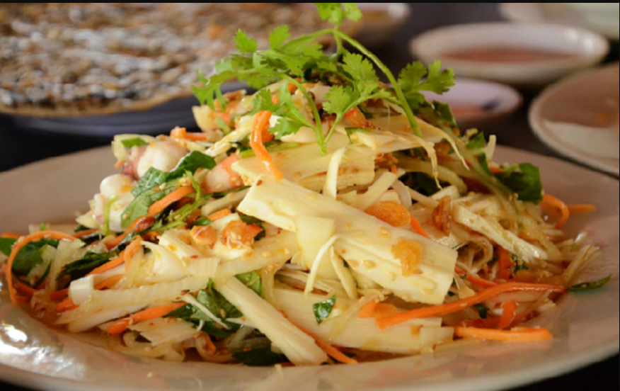 Củ hũ khóm có thể chế biến thành nhiều món ăn khác nhau Củ hũ khóm có thể chế biến thành nhiều món ăn khác nhau