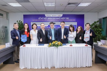 Tiên phong ứng dụng công nghệ trí tuệ nhân tạo AI vào chăm sóc sức khỏe tại chuỗi nhà thuốc FPT Long Châu