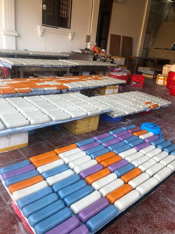 Bánh đá đặc sản Hà Giang Bánh đá đặc sản Hà Giang