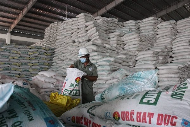 Đề xuất đưa phân bón vào diện chịu VAT, bảo đảm cạnh tranh giữa hàng nhập khẩu và nội địa Đề xuất đưa phân bón vào diện chịu VAT, bảo đảm cạnh tranh giữa hàng nhập khẩu và nội địa