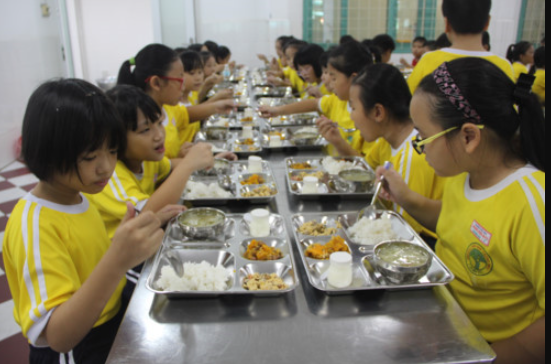 Bộ Y tế tăng cường biện pháp đảm bảo an toàn thực phẩm đối với bếp ăn tập thể