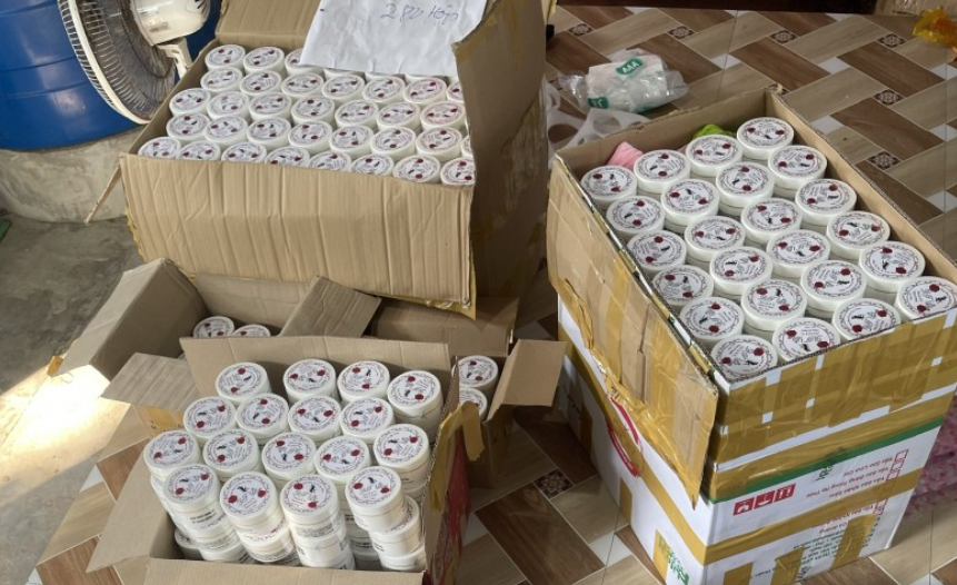 Thu giữ 700 Thu giữ 700