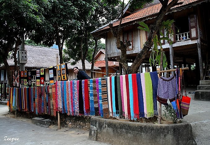 Bản Lác Mai Châu là 1 trong 10 điểm đến thân thiện nhất của Việt Nam 2023