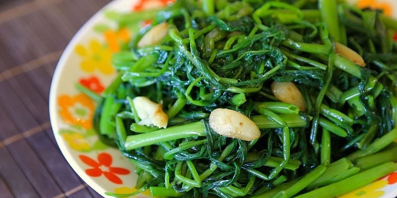 Rau muống xào tỏi